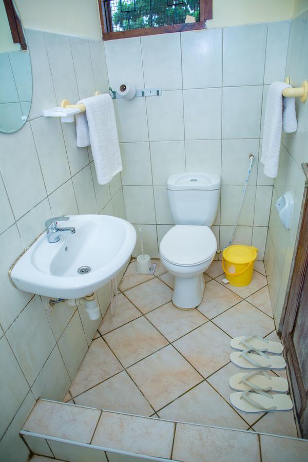 דאר א-סאלאם Saadani Tourist Center - Hostel מראה חיצוני תמונה